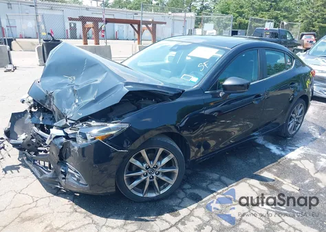 2018 Mazda Mazda3 Grand Touring из США, поврежденный, VIN 3MZBN1W37JM178078